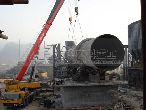 氧化鋅在玻璃加工中的應(yīng)用,能使玻璃產(chǎn)生特殊性質(zhì)